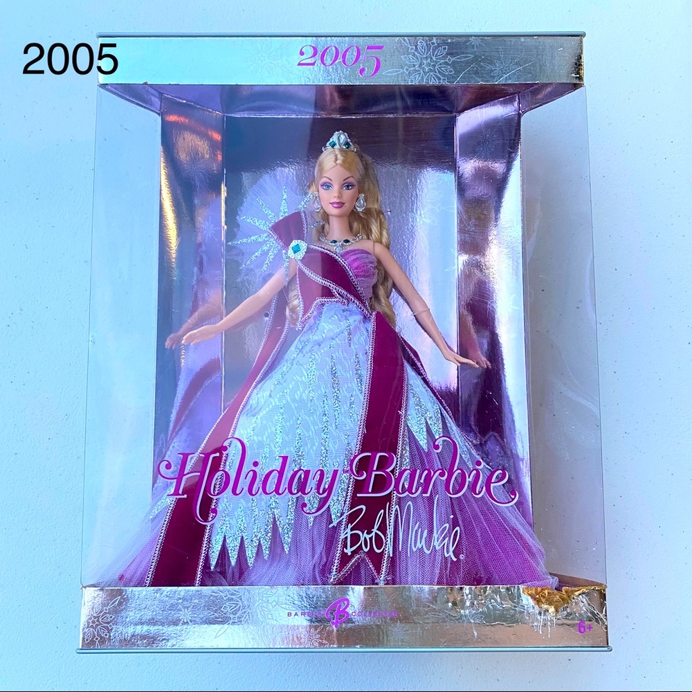 Unopened 2005 Holiday Barbie 💜